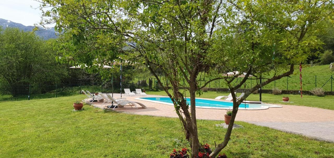 Refugio Del Cares Guest House Ortiguero Exterior foto